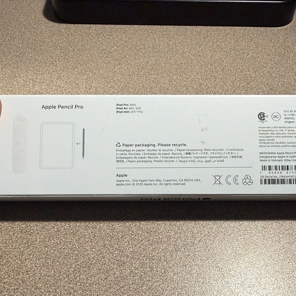 Apple Pencil Pro in Sleek White